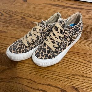 Blowfish Malibu platform cheetah sneakers